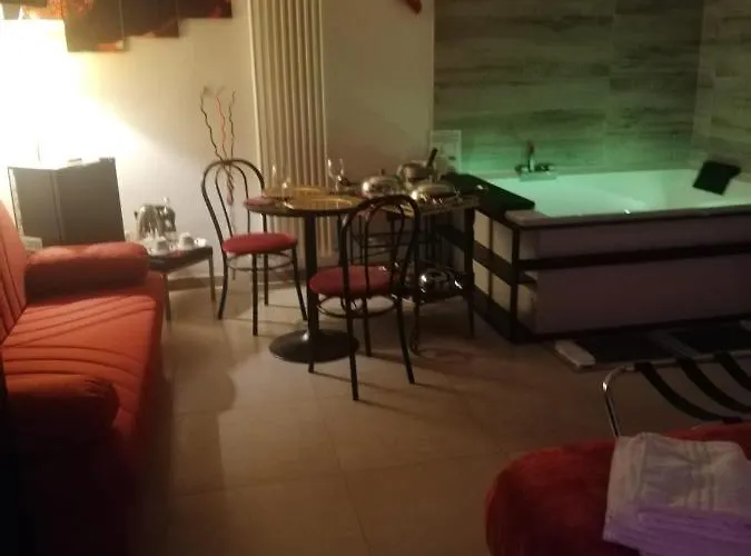 فندق مبيت وإفطار Sacripante Ostellato